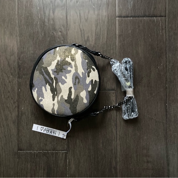 Camo Circle crossbody bag - Picture 2 of 6